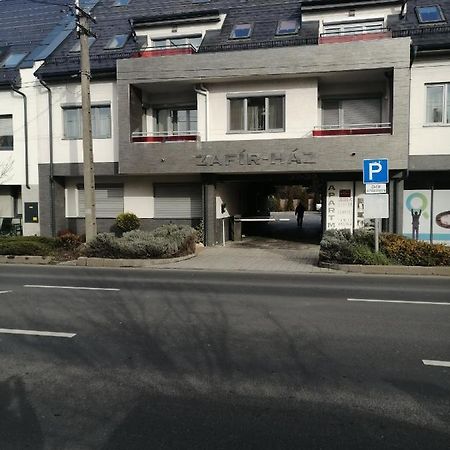 Zafírgyöngy Apartmanok Sárvár Exterior foto