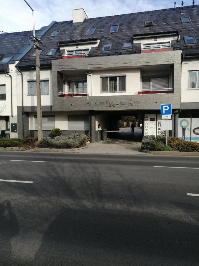 Zafírgyöngy Apartmanok Sárvár Exterior foto